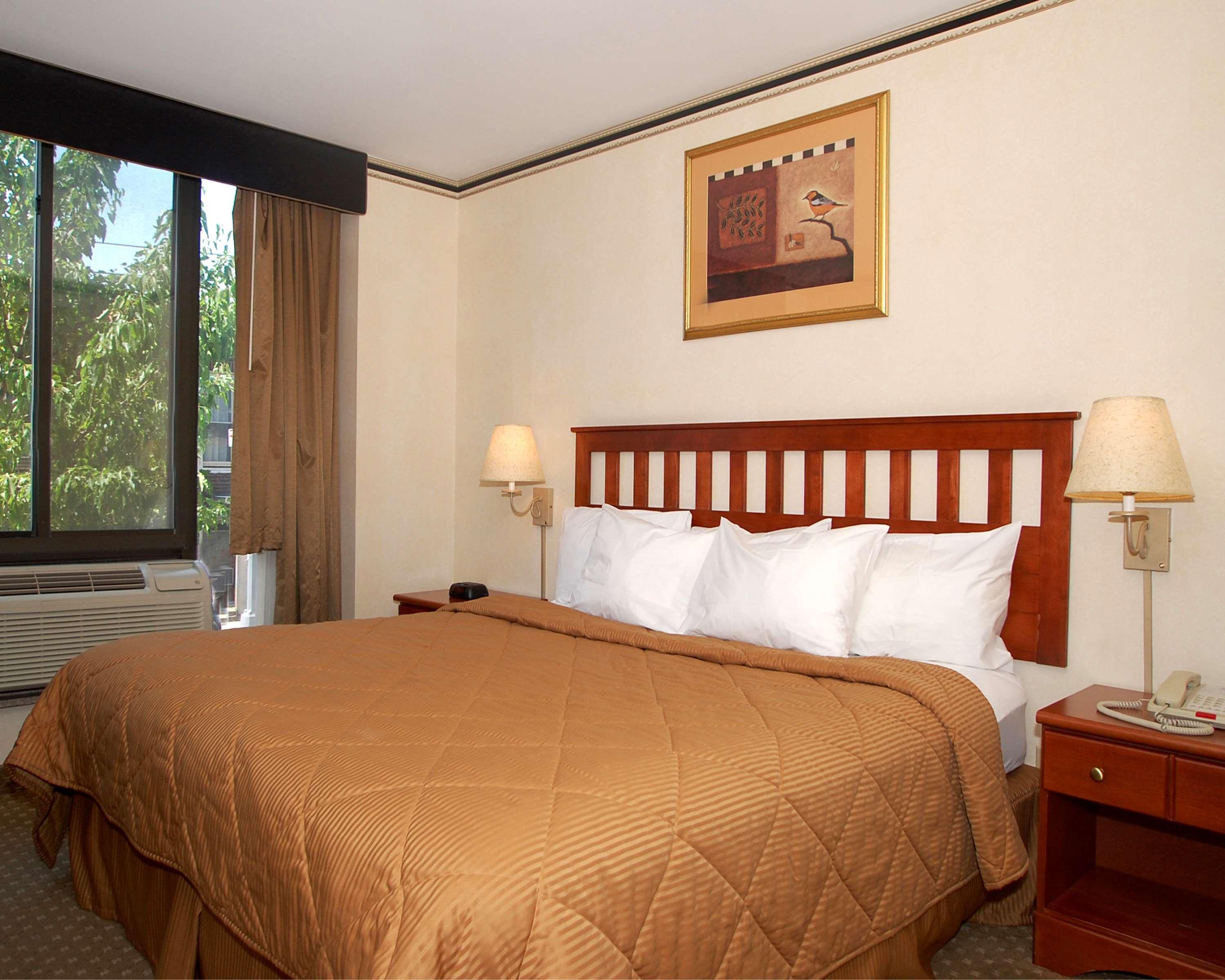 Red Lion Inn & Suites Long Island City New York Room photo
